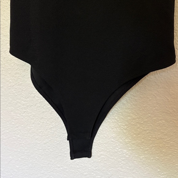 Black Ruffle Sleeve One-Piece - Picture 4 of 5